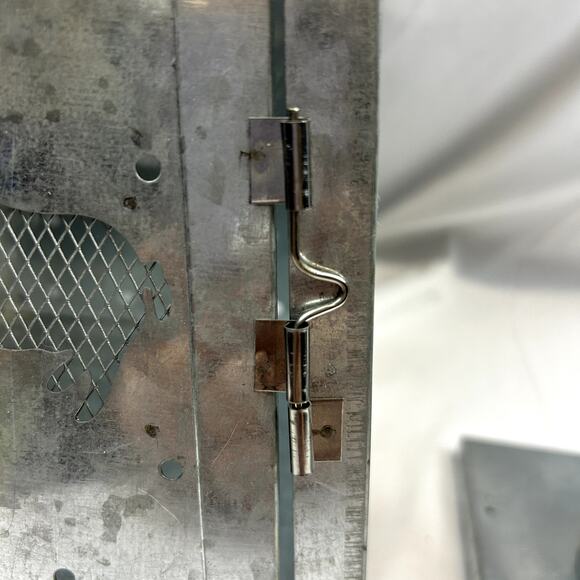 PIG Lantern aluminum candle light with lid 6 x 6 x 9" cut outs of wire with pigs - Picture 7 of 10